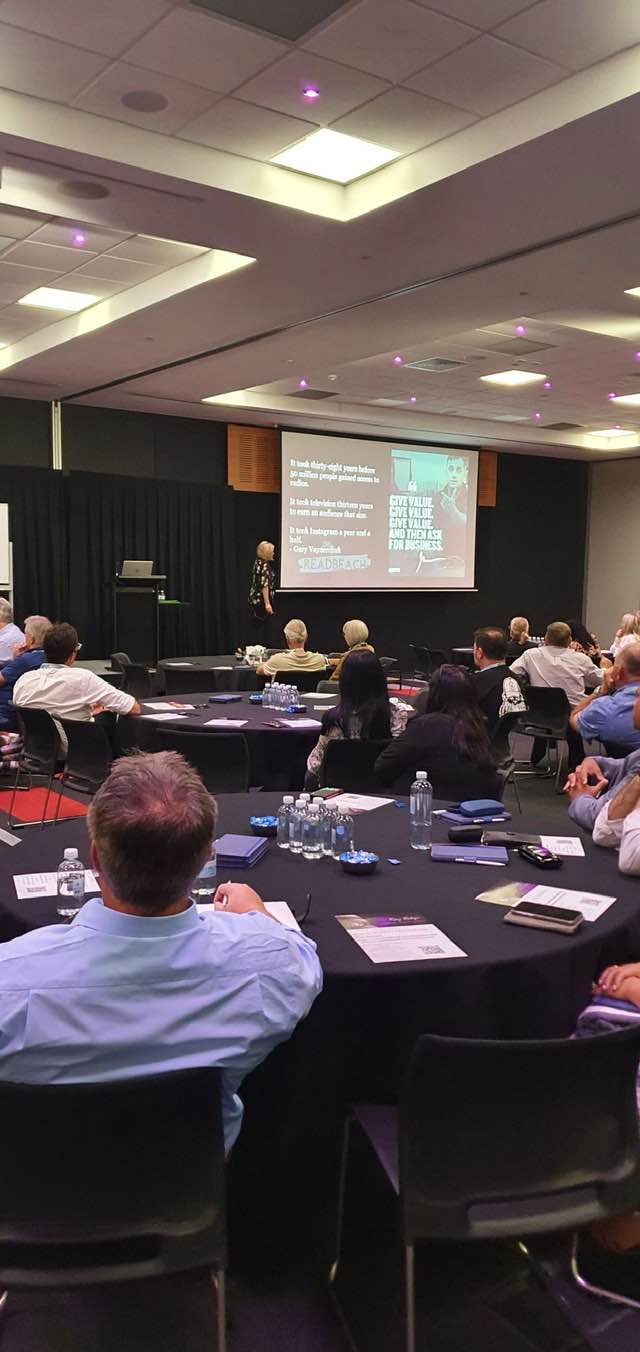 Social Media Marketing Sunshine Coast - Social Media Speaker - HIA Conference Social Media Marketing Sunshine Coast - Social Media Speaker - HIA Conference