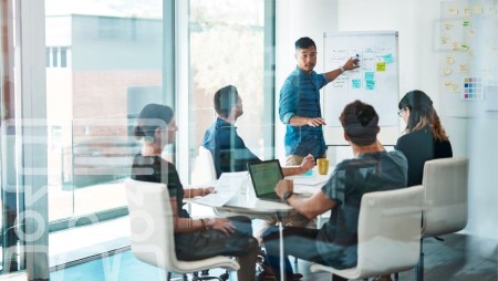 Why more businesses are turning to Fractional CMOs